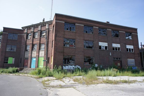 900 Madison Street , Gary, IN 46402